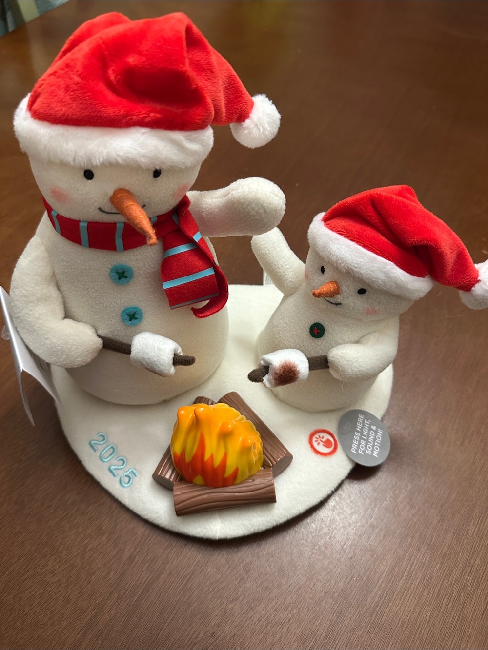 2025 Hallmark Light Sound Motion Roasting Marshmallows Snowmen Plush Holiday